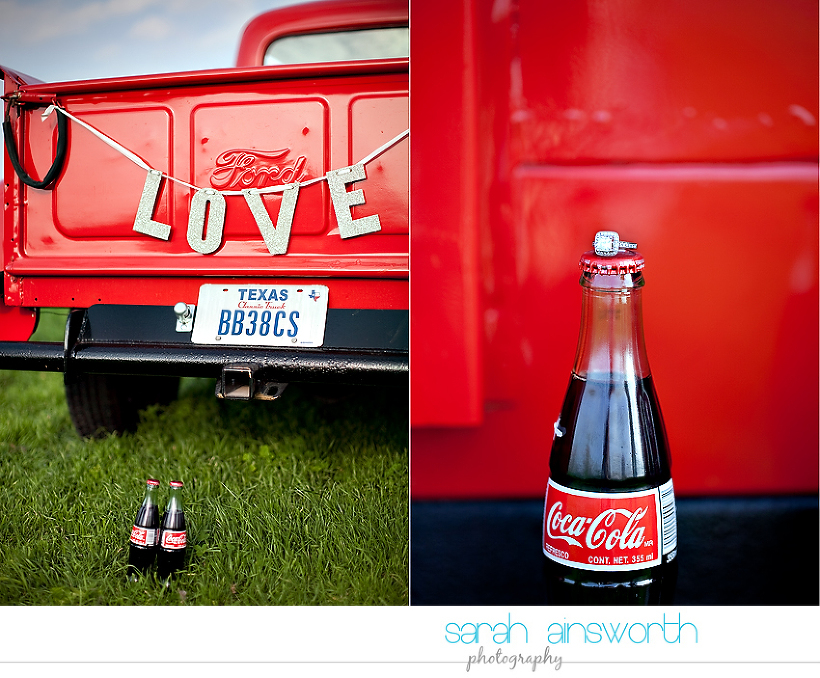 houston-wedding-photographer-vintage-rustic-engagement-pictures-karen-taylor03