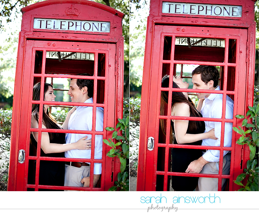 houston-wedding-photography-montrose-library-engagement-pictures-telephone-booth-ainsley-aaron002