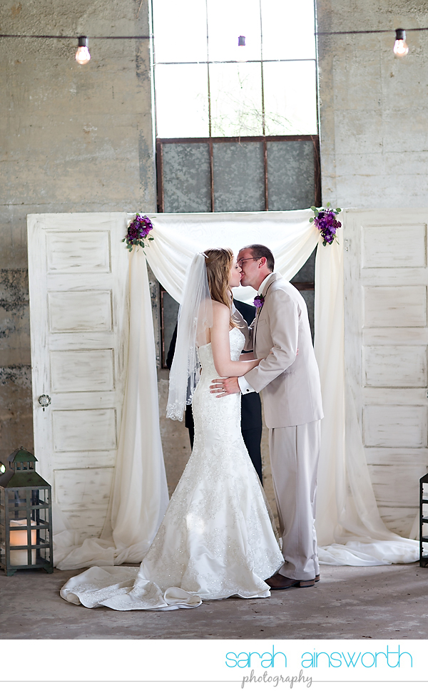 montgomer-wedding-photographer-olde-dobbin-station-wedding-amanda-brenton0034