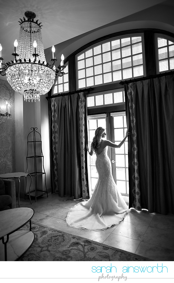 houston-wedding-photographer-crystal-ballroom-wedding-houston-bridals-downtown-houston-wedding-rice-hotel-sarah007