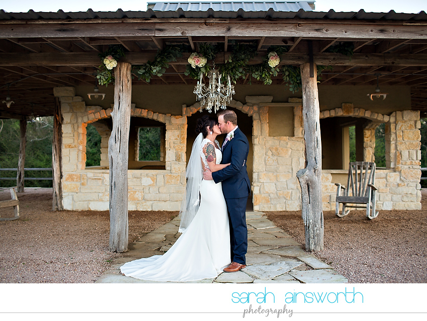 tomball-wedding-photographer-moffitt-oaks-wedding-photographer-rustic-houston-venue42